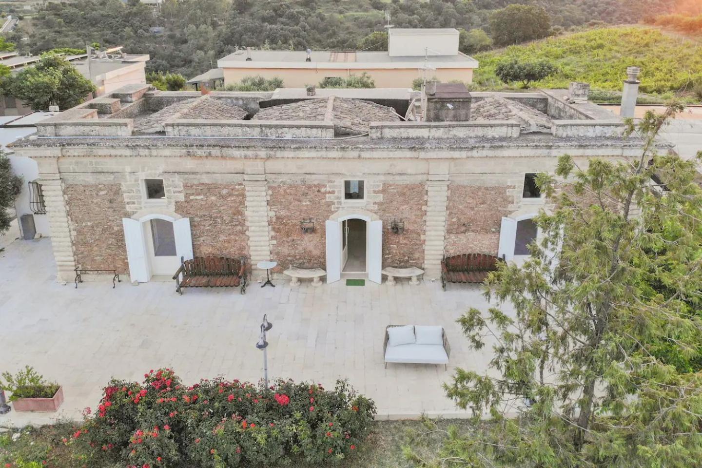 La Volpe E L'Uva Dimore Montescaglioso Exterior photo
